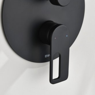 Душевая система Black&White Gravity GL-9105-MB
